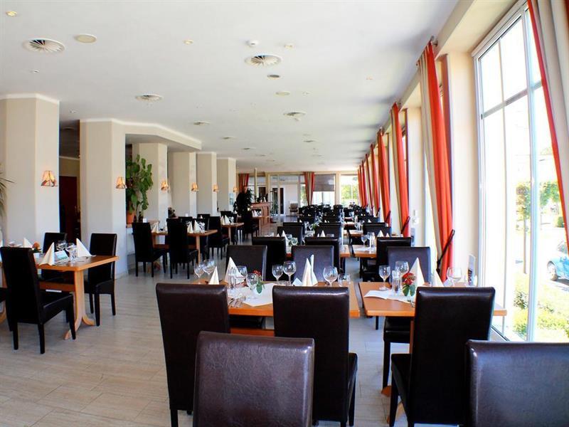 R&R Strandhotel Baabe Extérieur photo